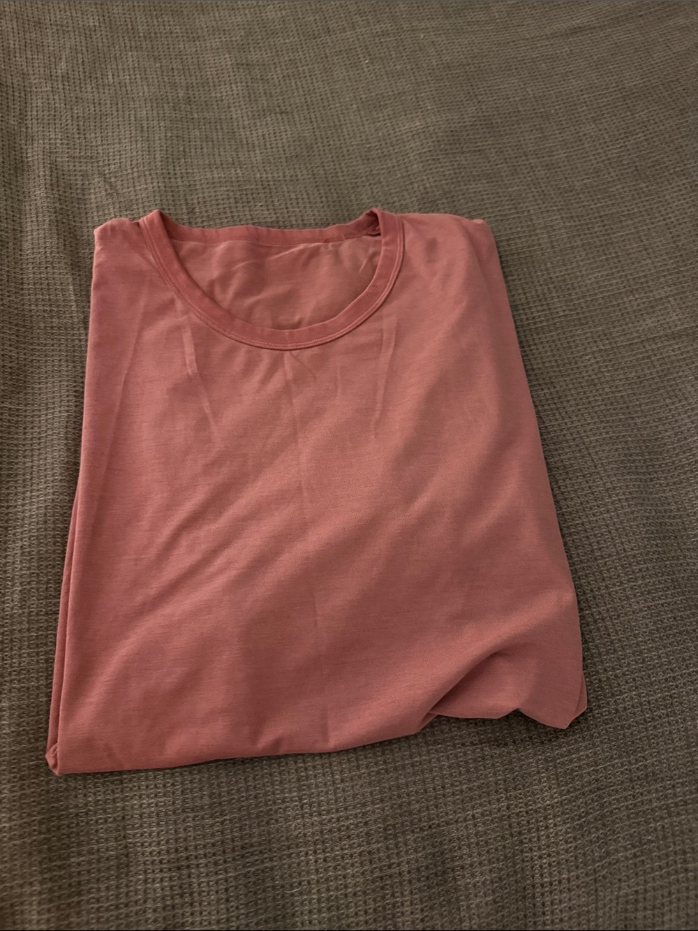 Men’s lululemon t shirt
